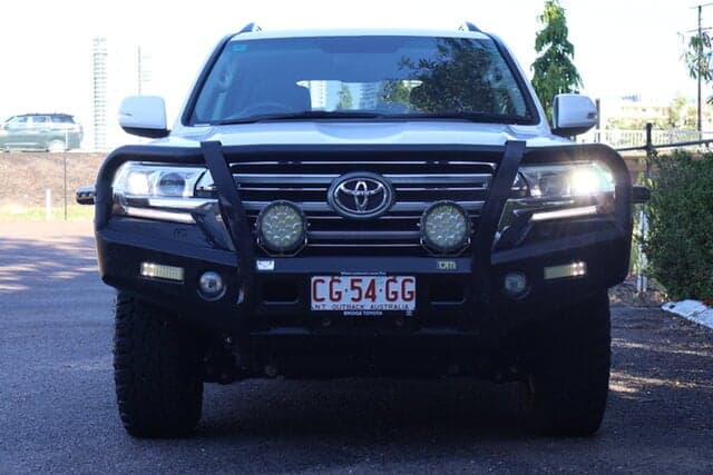 2016 Toyota Landcruiser GXL in White