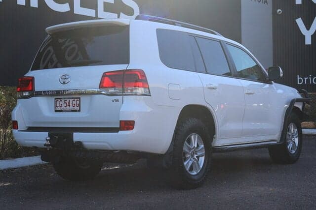 2016 Toyota Landcruiser GXL in White