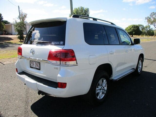 2020 Toyota Landcruiser GXL in White