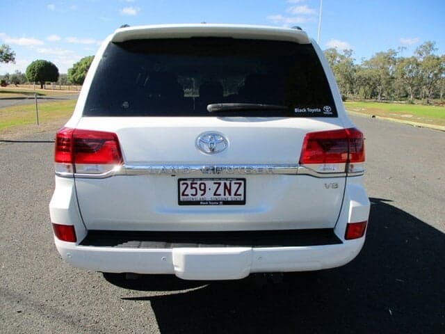 2020 Toyota Landcruiser GXL in White