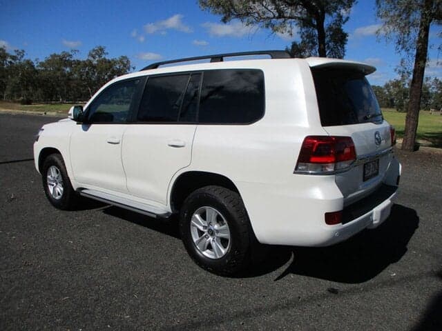 2020 Toyota Landcruiser GXL in White