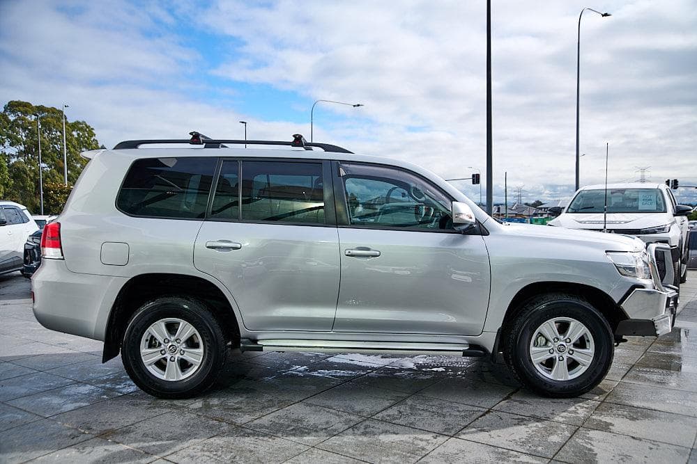 2021 Toyota Landcruiser GXL in Silver