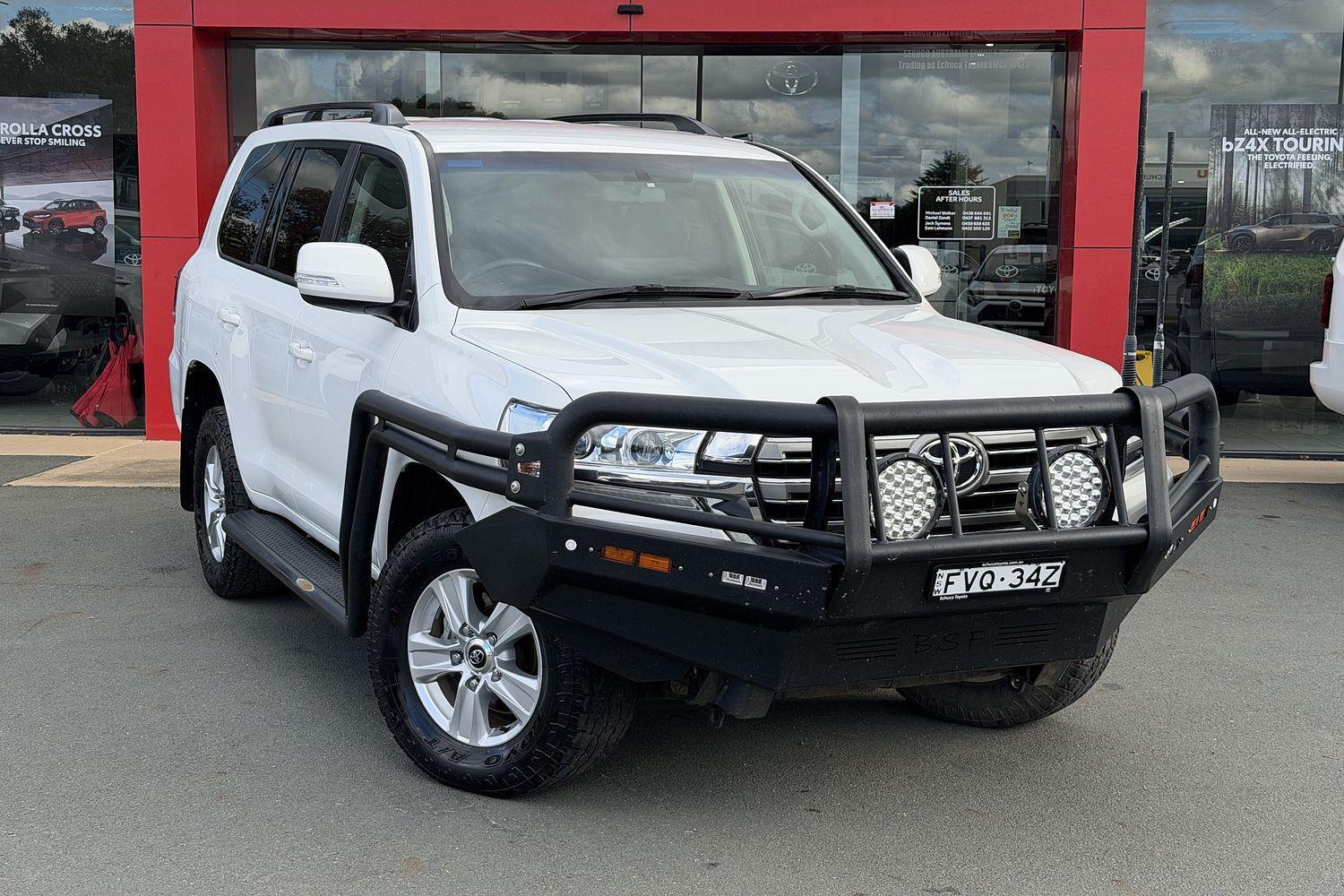 2021 Toyota Landcruiser GXL in White