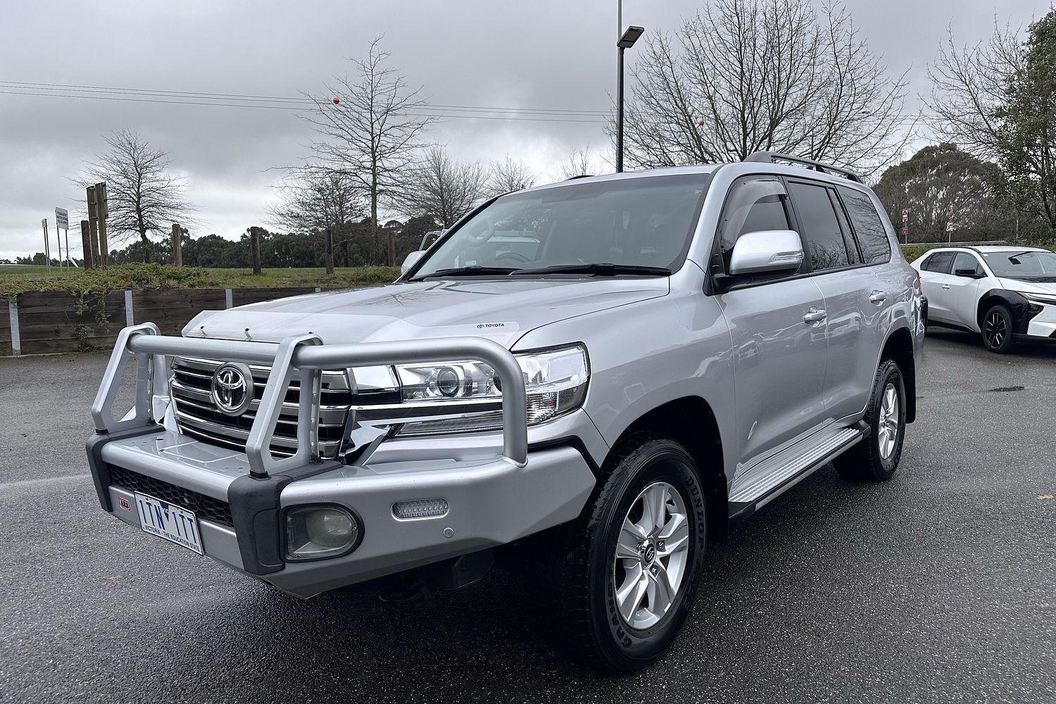 2021 Toyota Landcruiser GXL in Silver