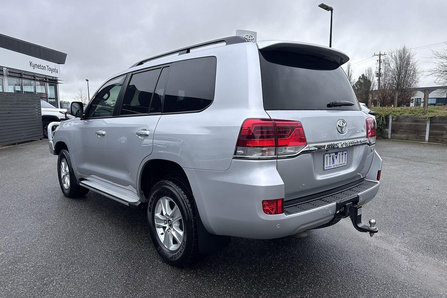 2021 Toyota Landcruiser GXL in Silver