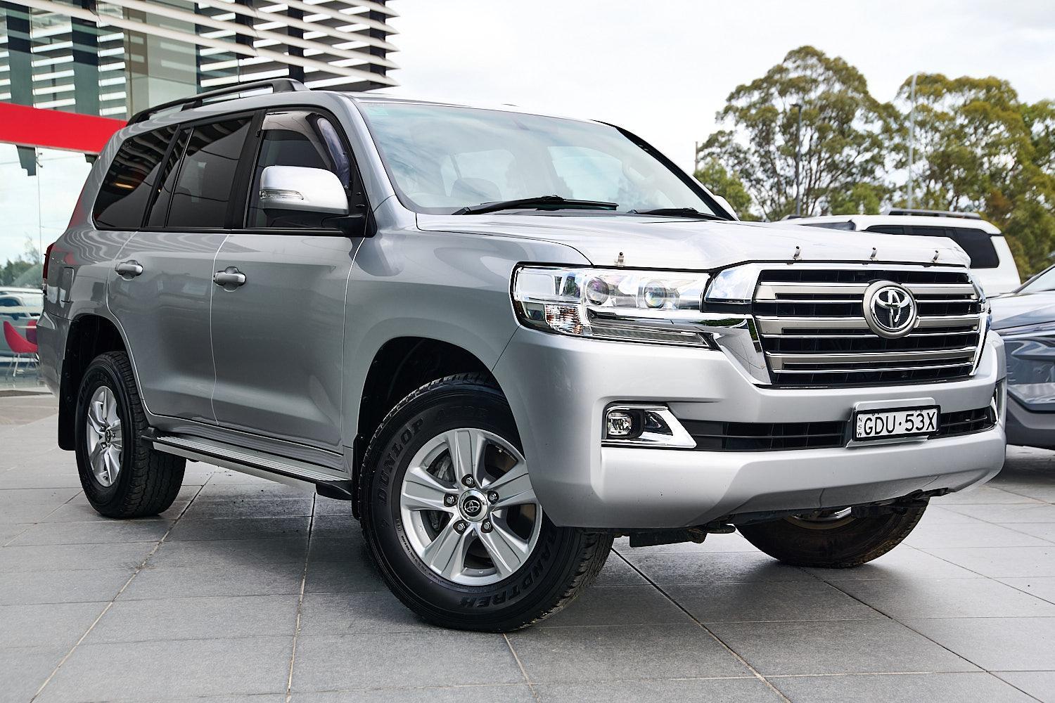 2017 Toyota Landcruiser GXL in Silver