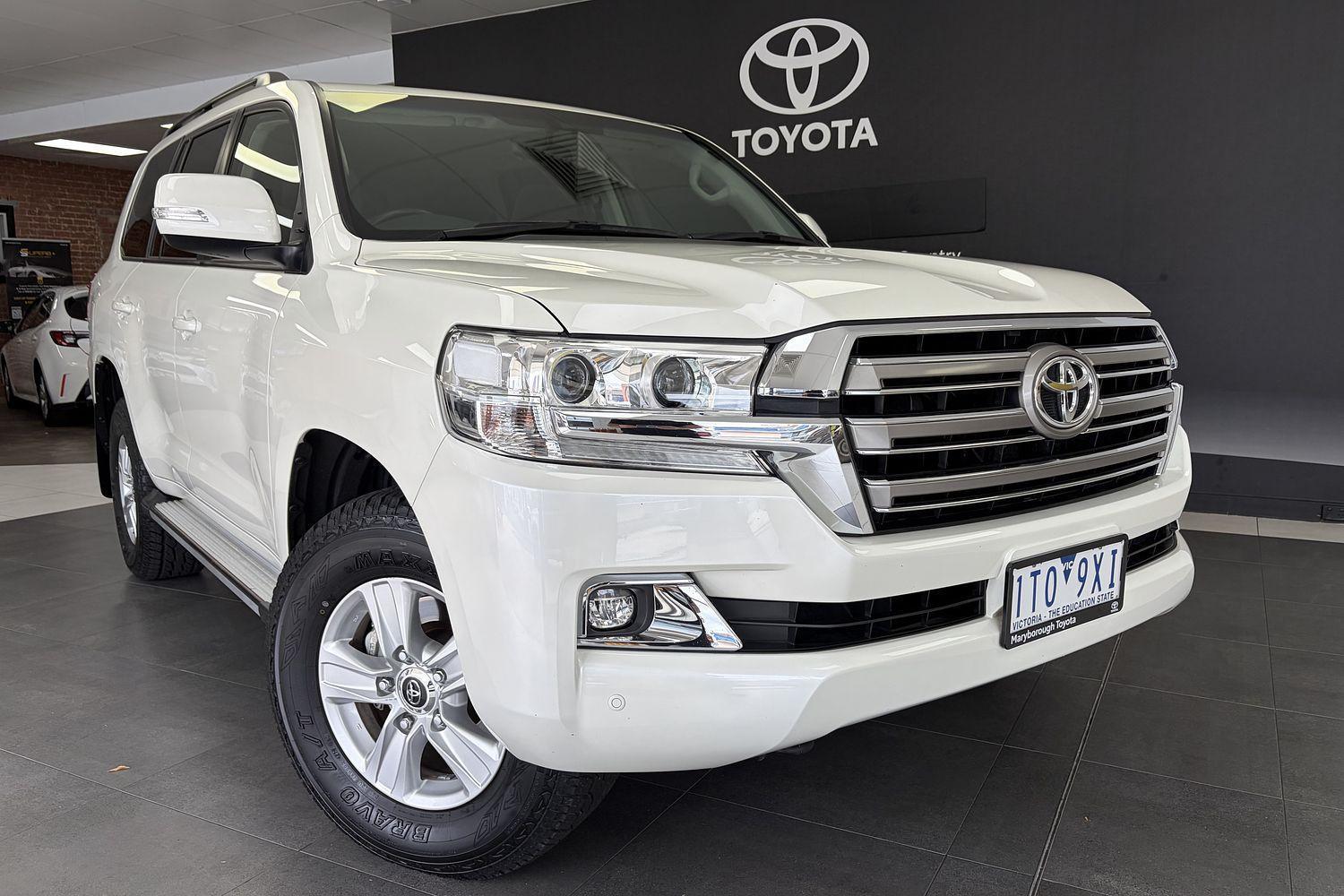 2021 Toyota Landcruiser GXL in White