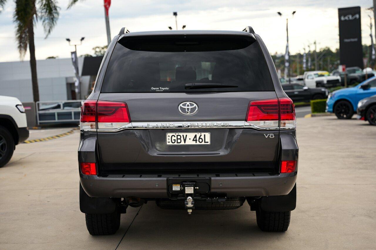 2021 Toyota Landcruiser GXL in Silver