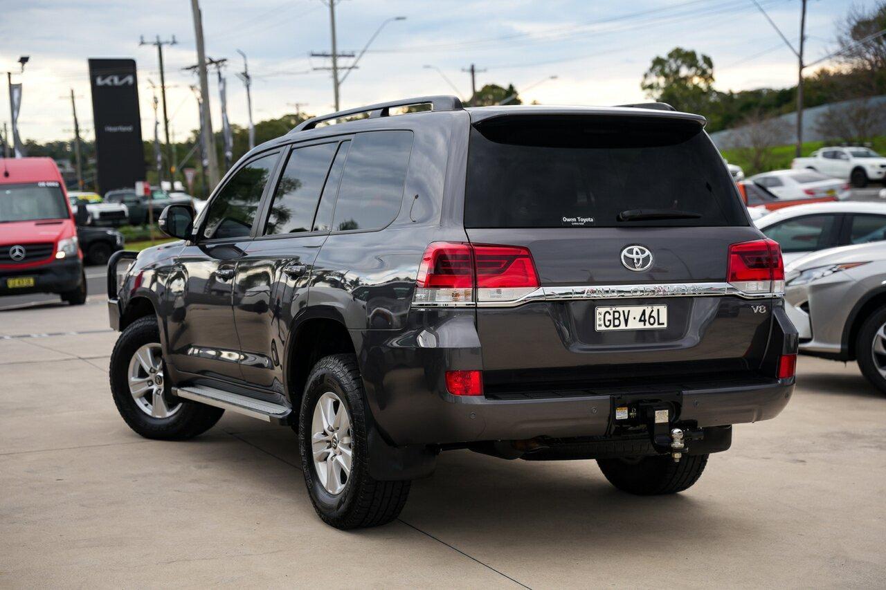 2021 Toyota Landcruiser GXL in Silver