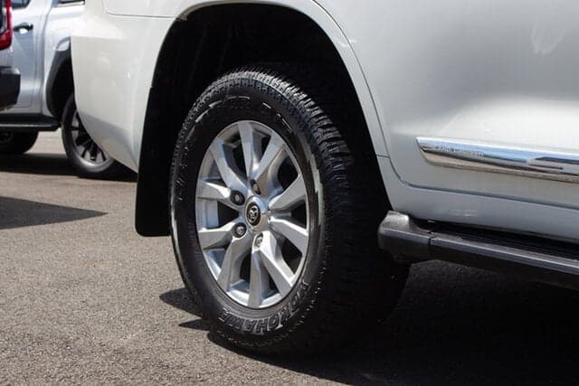 2020 Toyota Landcruiser Sahara in White