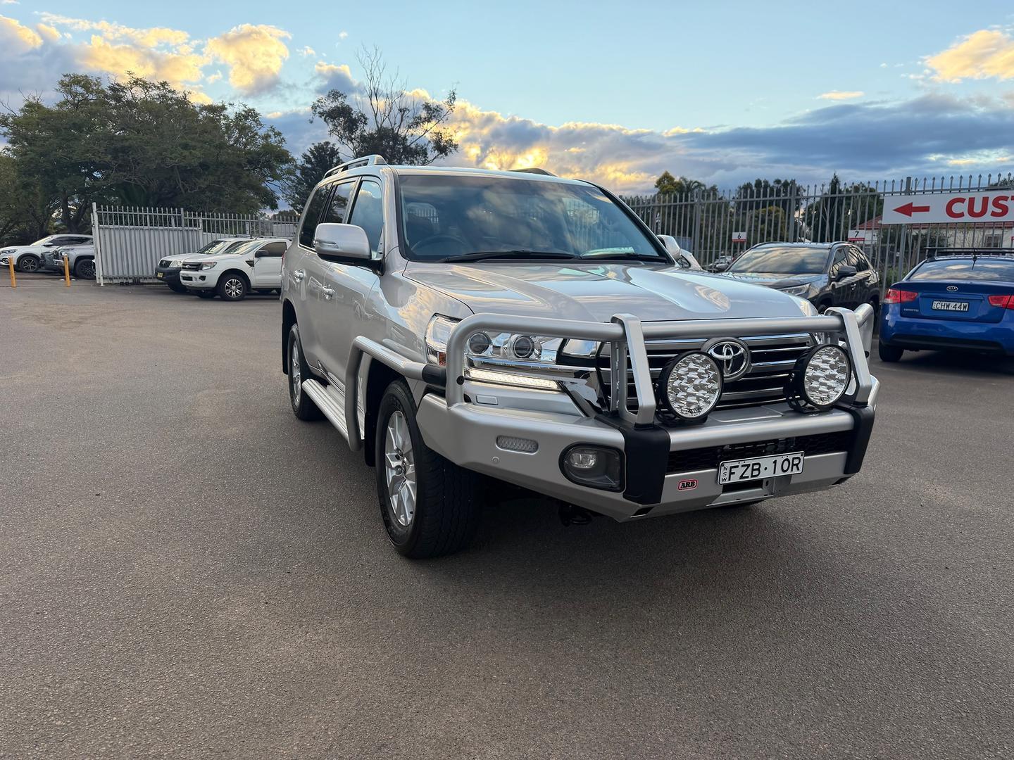 2021 Toyota Landcruiser VX in Silver