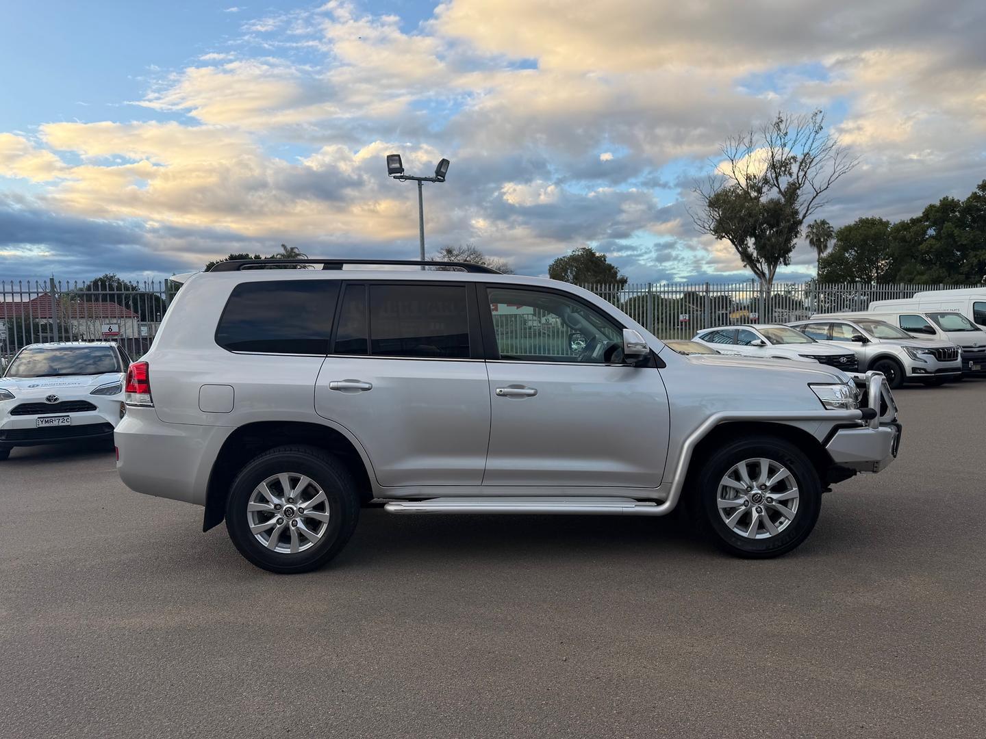 2021 Toyota Landcruiser VX in Silver