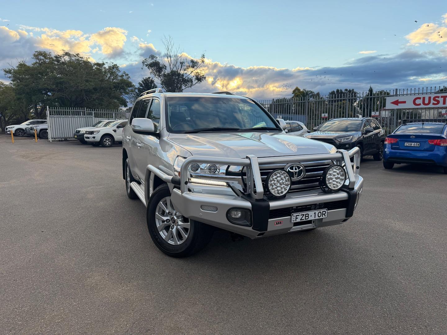 2021 Toyota Landcruiser VX in Silver