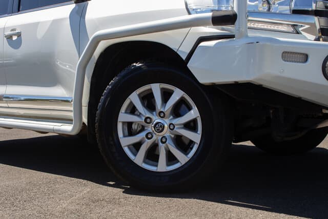 2019 Toyota Landcruiser Sahara in White