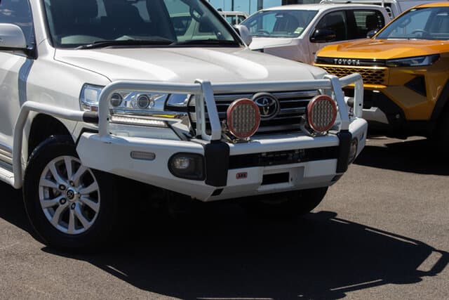 2019 Toyota Landcruiser Sahara in White