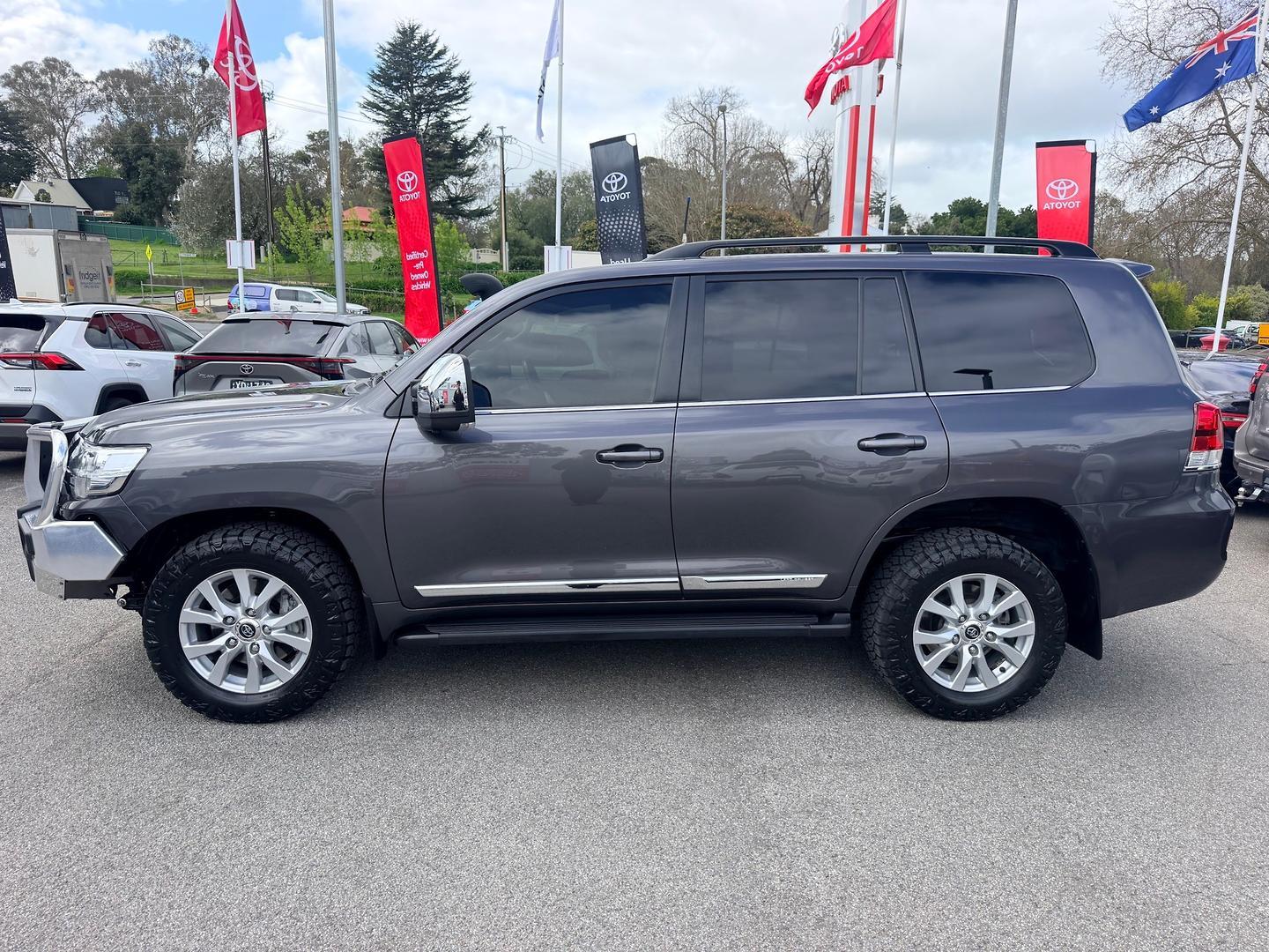 2020 Toyota Landcruiser Sahara in Silver