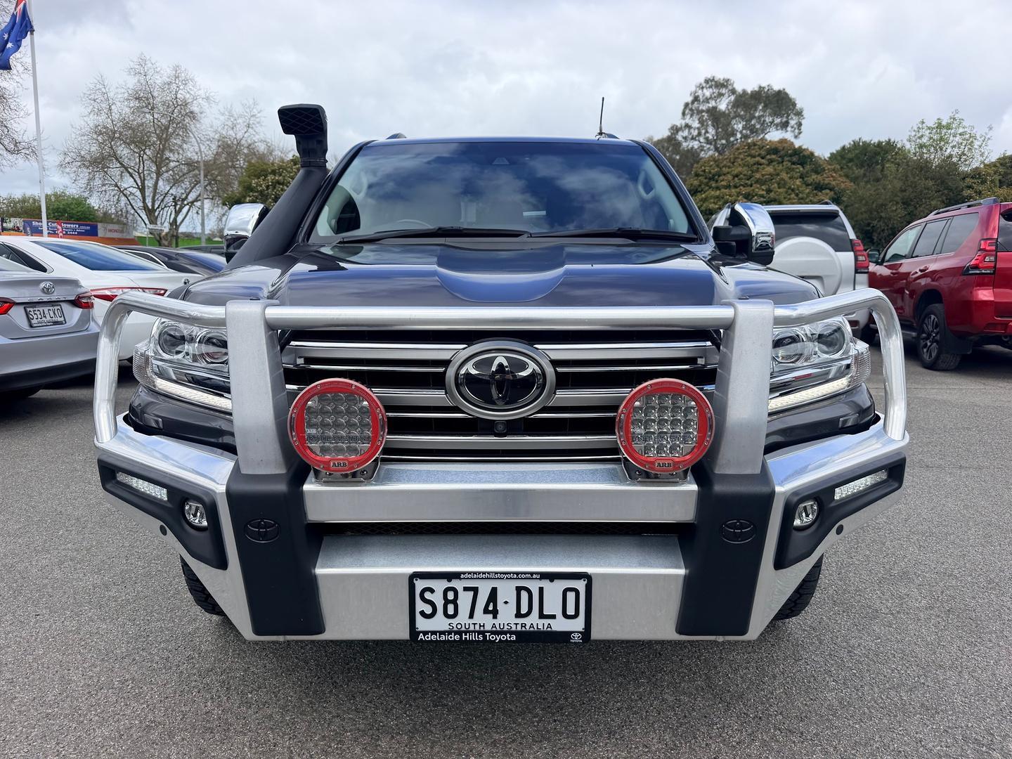 2020 Toyota Landcruiser Sahara in Silver
