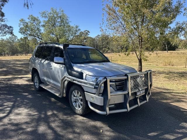 2020 Toyota Landcruiser VX in Silver