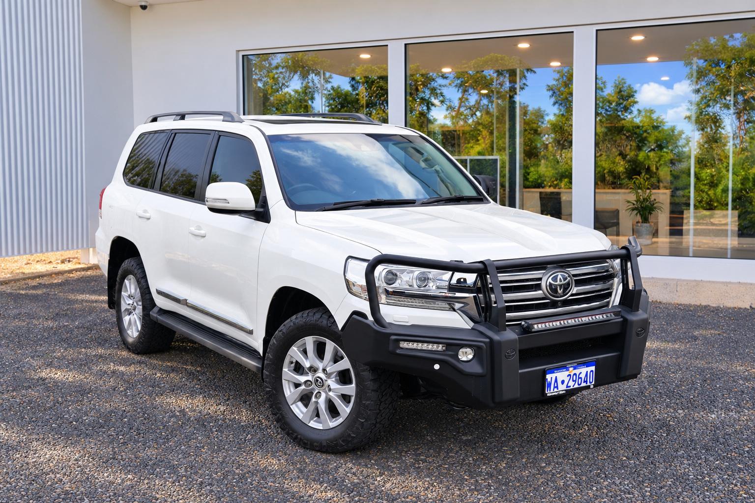 2021 Toyota Landcruiser Sahara in White