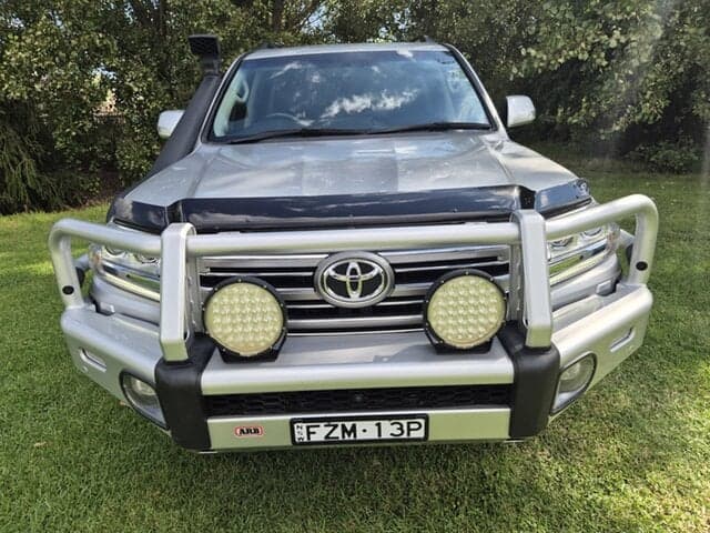2021 Toyota Landcruiser VX in Silver
