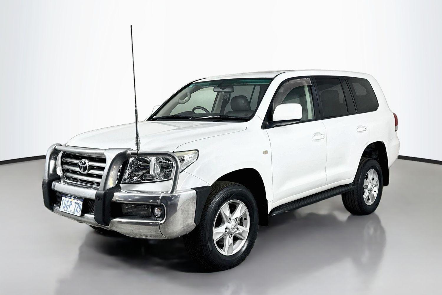 2009 Toyota Landcruiser VX in White