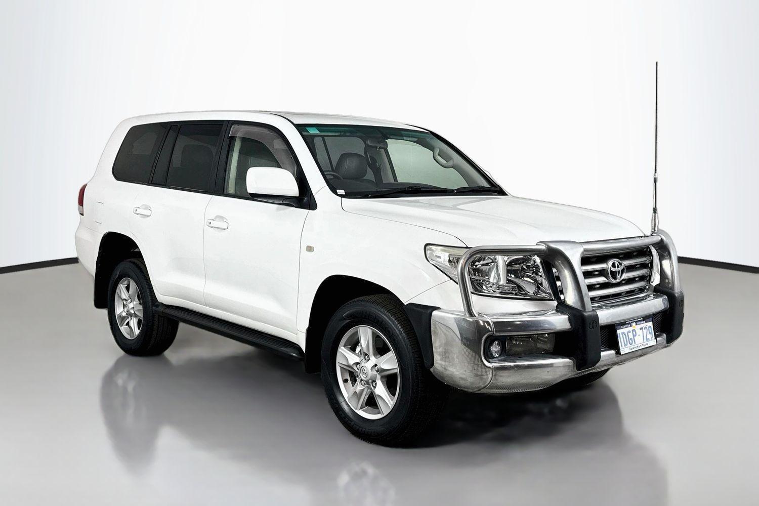 2009 Toyota Landcruiser VX in White