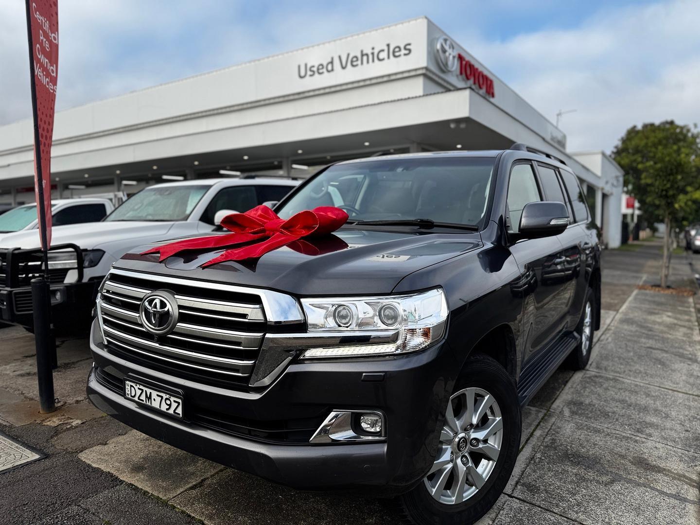 2018 Toyota Landcruiser VX in Silver