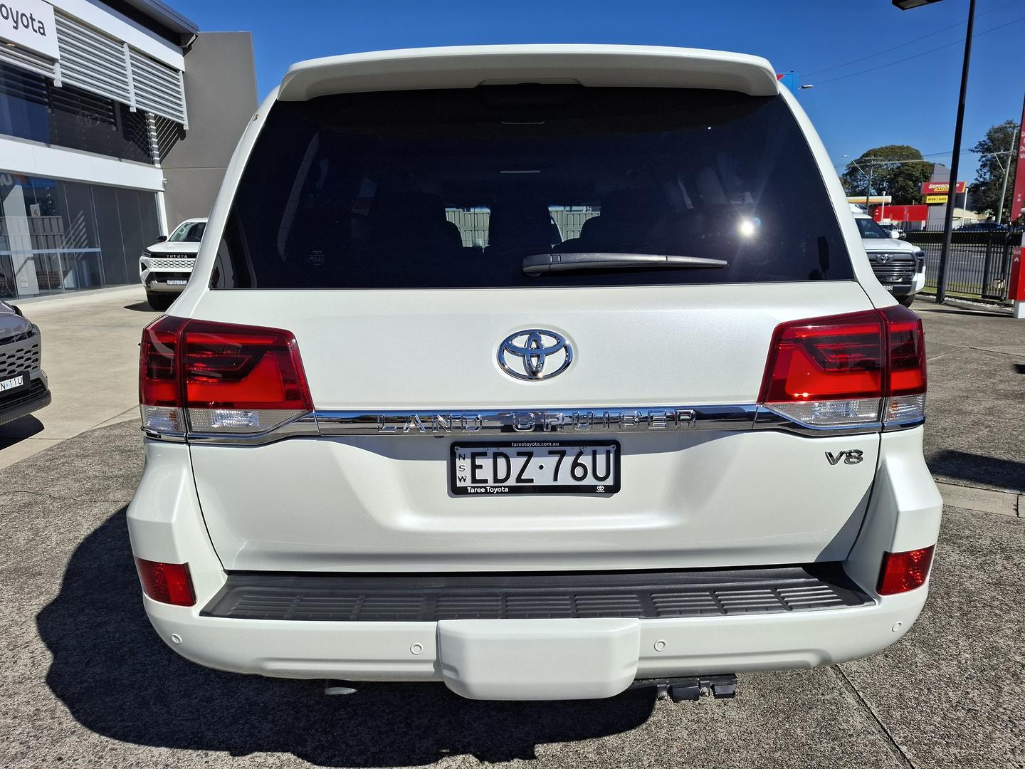 2019 Toyota Landcruiser VX in White