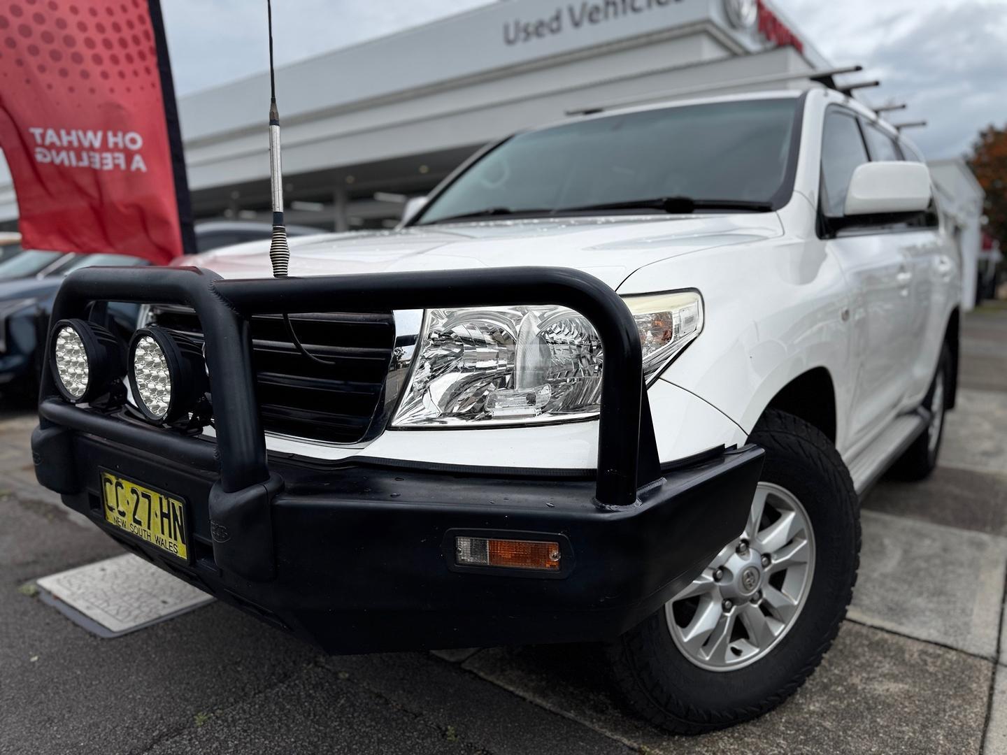 2009 Toyota Landcruiser GXL in White