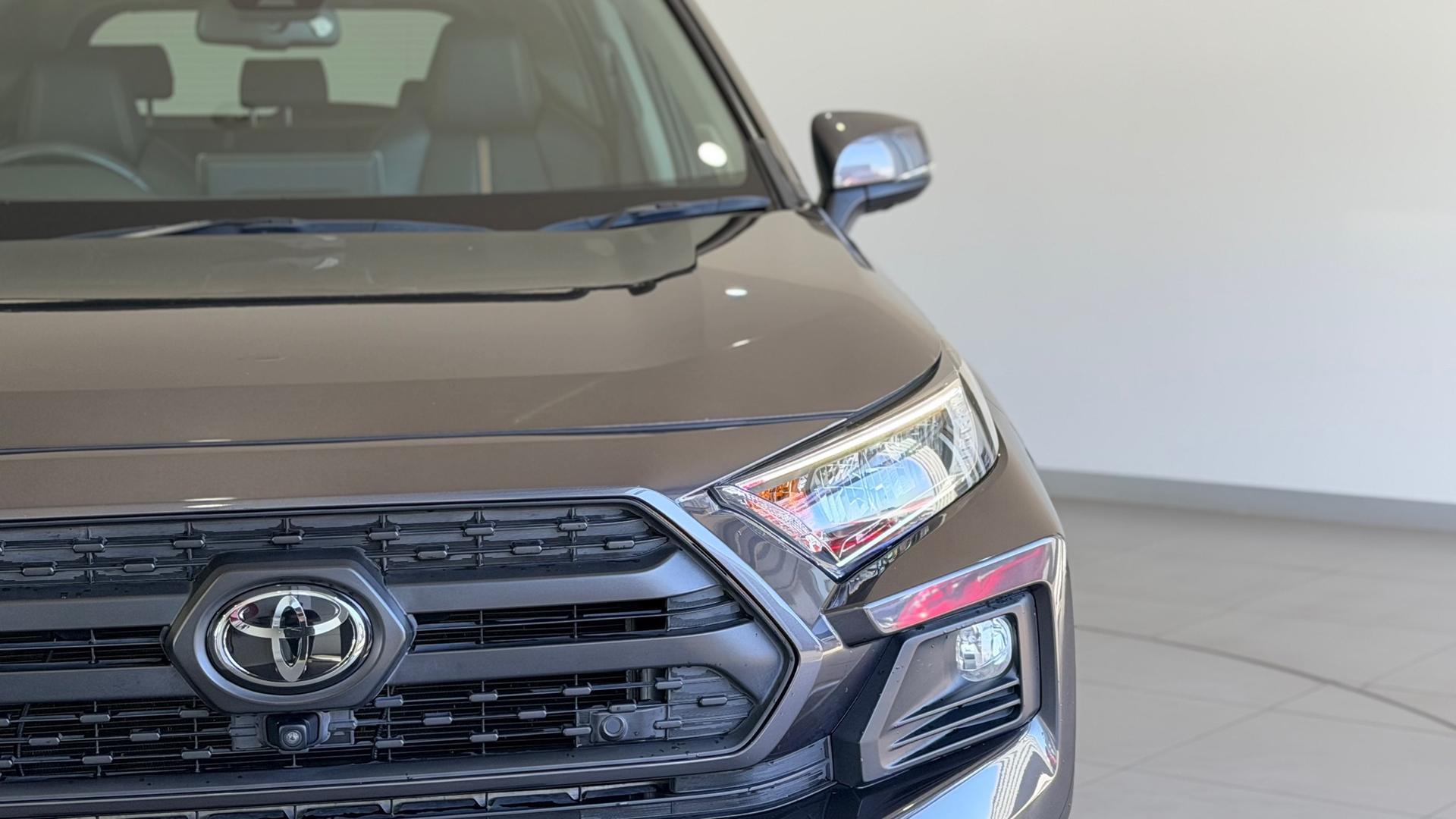 2019 Toyota RAV4 Edge AWD in Silver