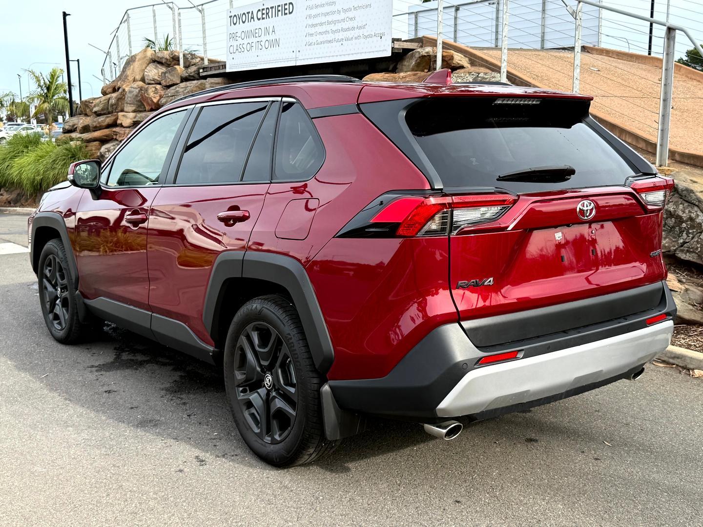 2023 Toyota RAV4 Edge AWD in Red