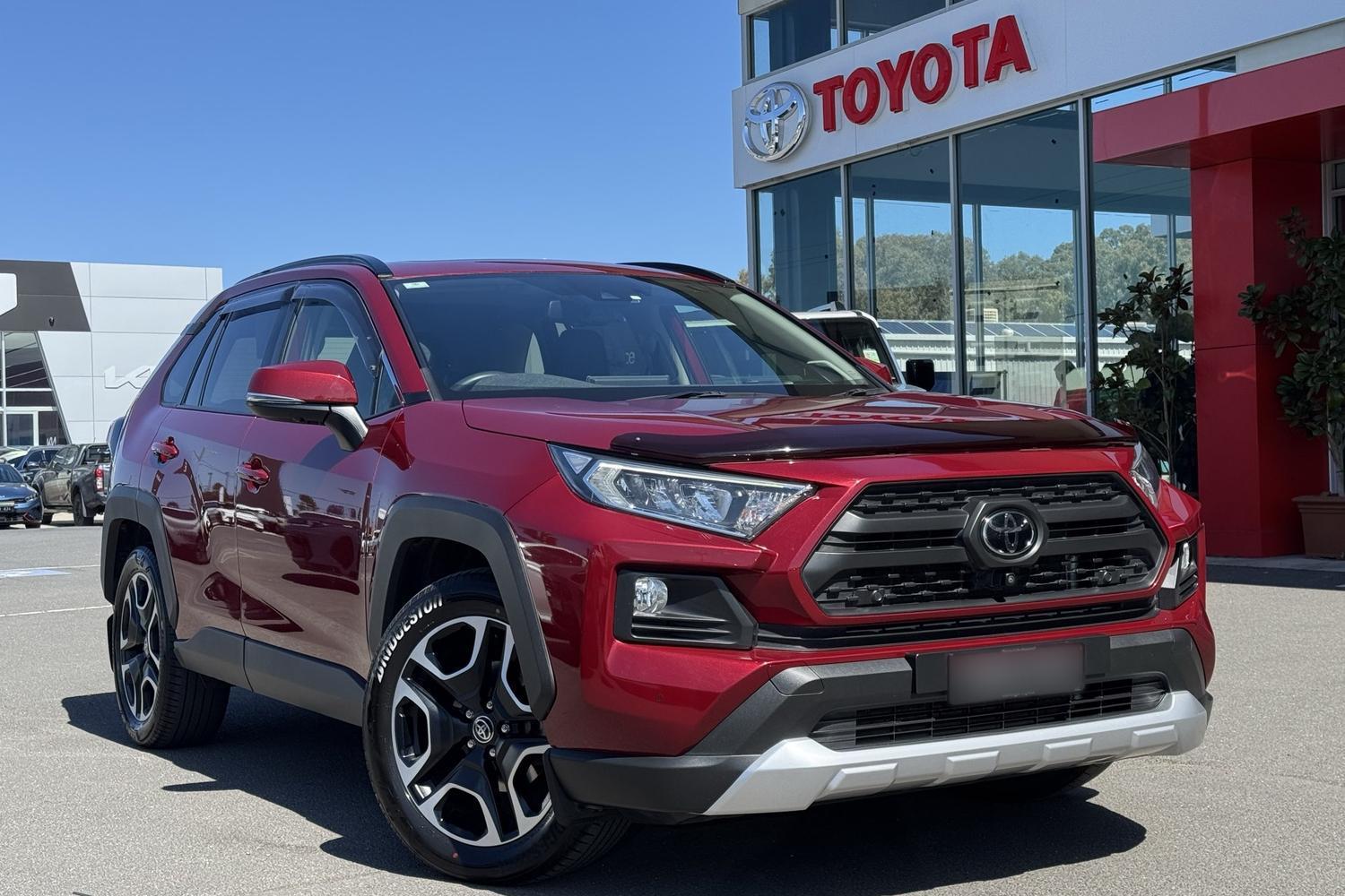 2021 Toyota RAV4 Edge AWD in Red