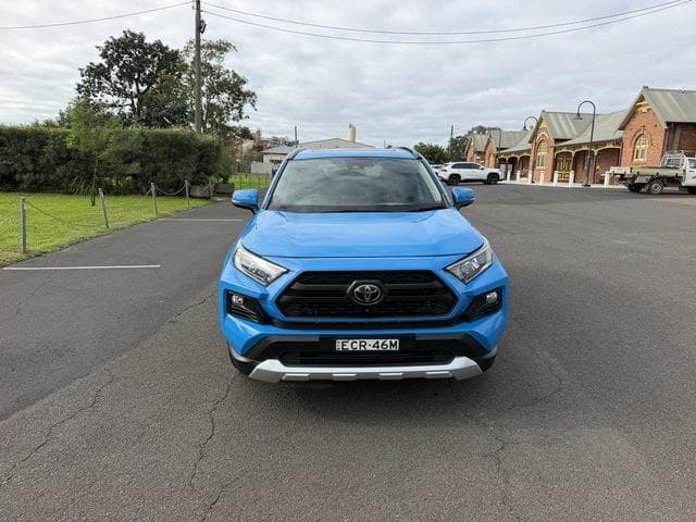 2019 Toyota RAV4 Edge in Blue