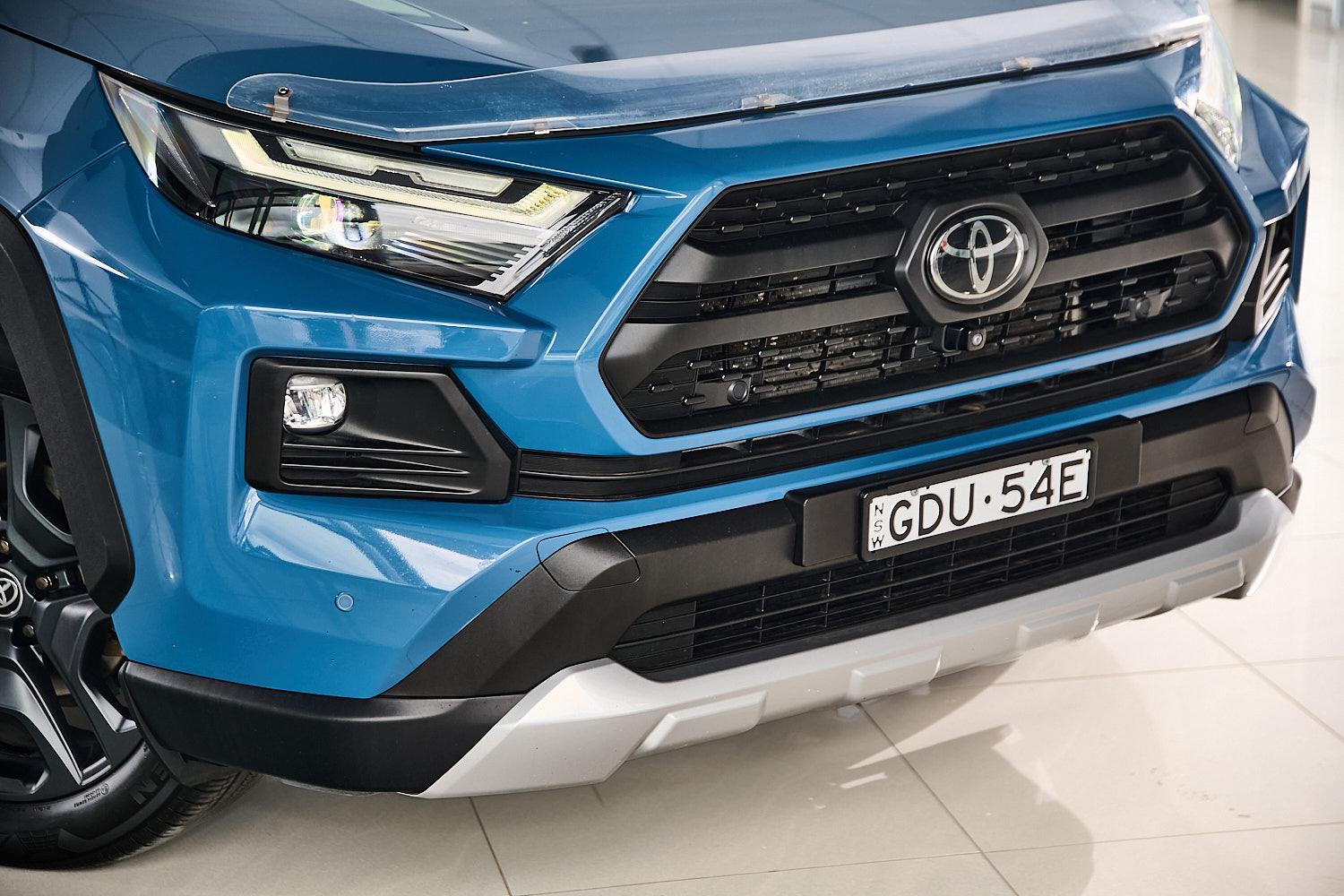 2022 Toyota RAV4 Edge AWD in Blue