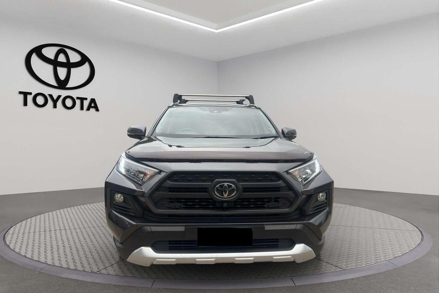 2020 Toyota RAV4 Edge AWD in Silver