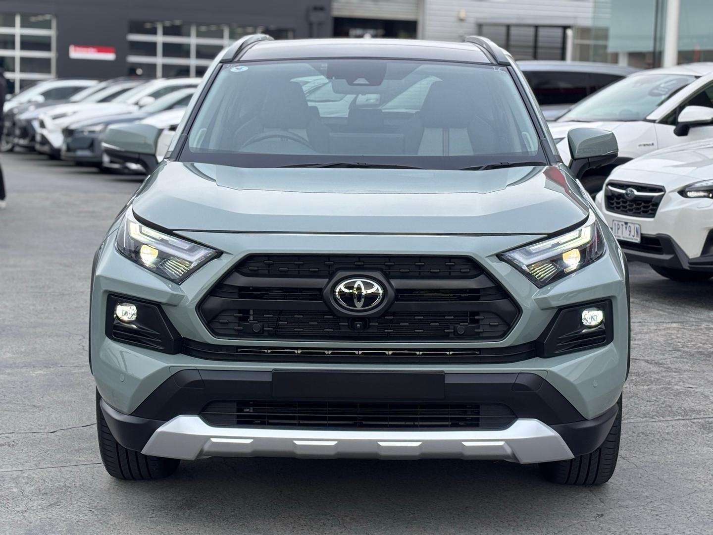 2023 Toyota RAV4 Edge AWD in Green