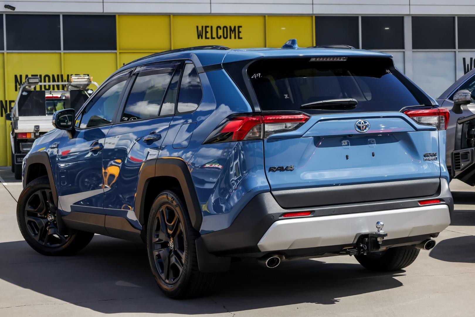 2023 Toyota RAV4 Edge AWD in Blue