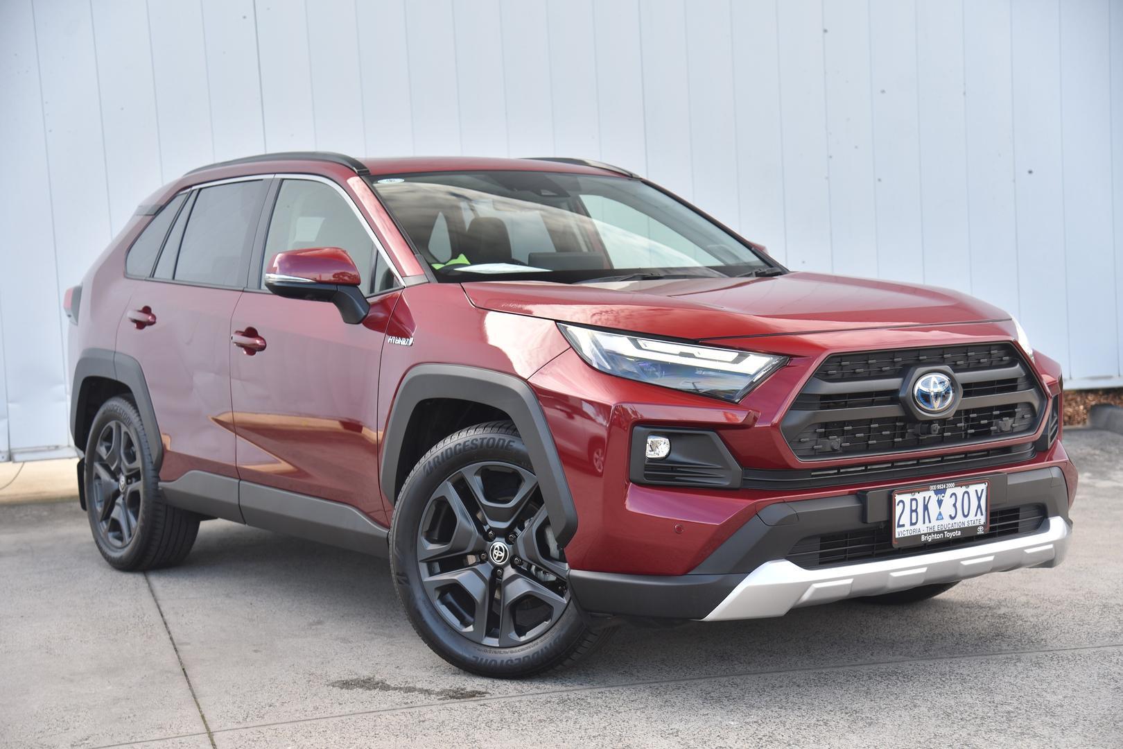 2024 Toyota RAV4 Edge AWD in Red