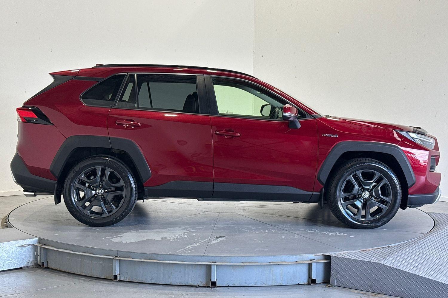2023 Toyota RAV4 Edge in Red