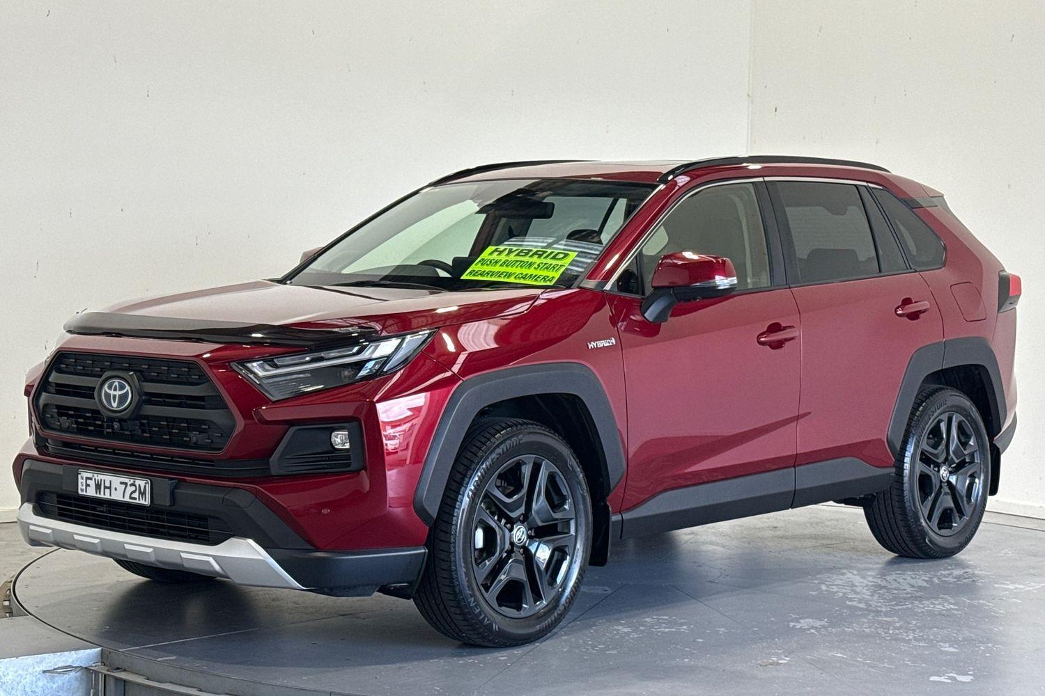 2023 Toyota RAV4 Edge in Red