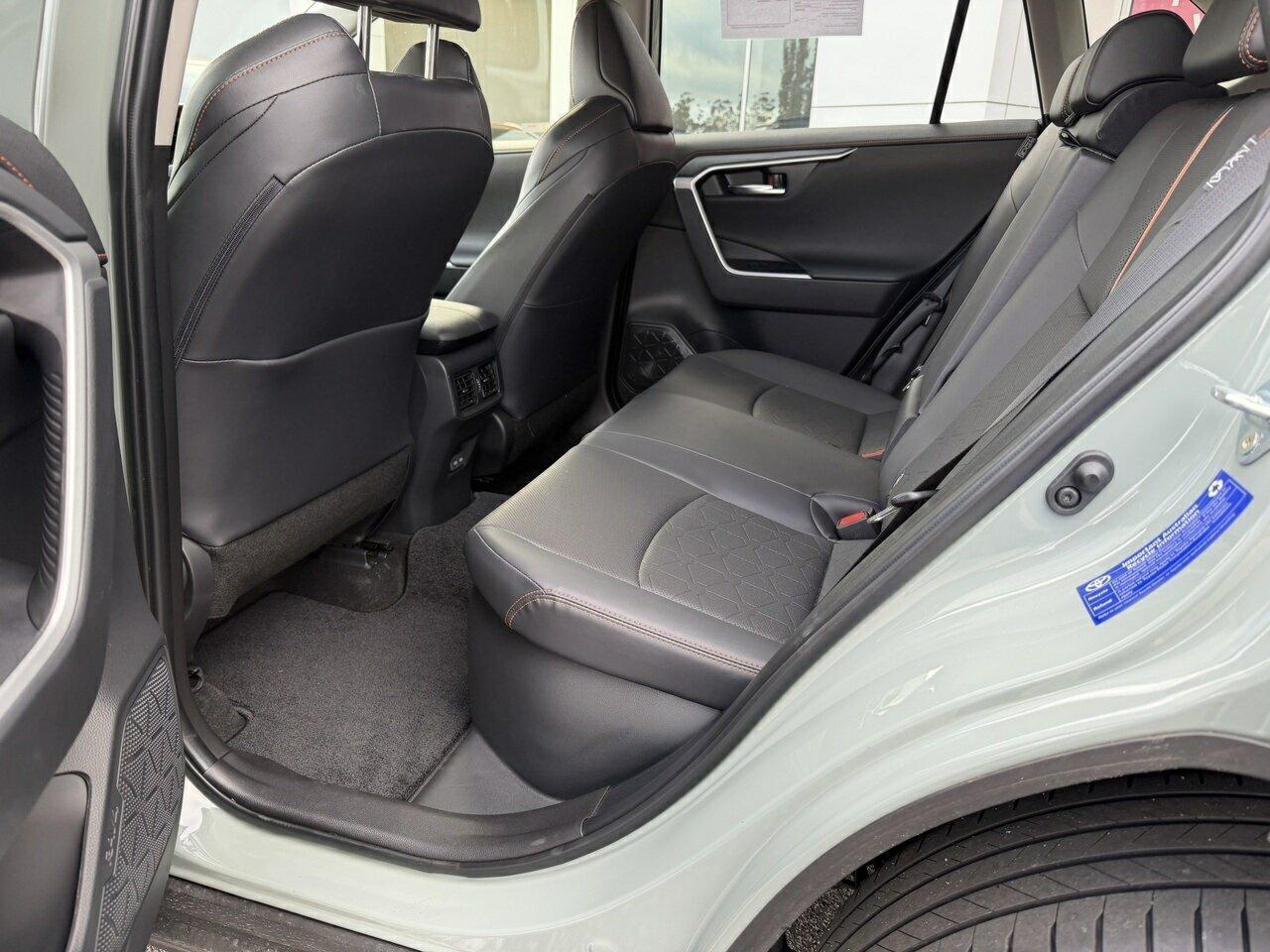 2025 Toyota RAV4 Edge AWD in Green