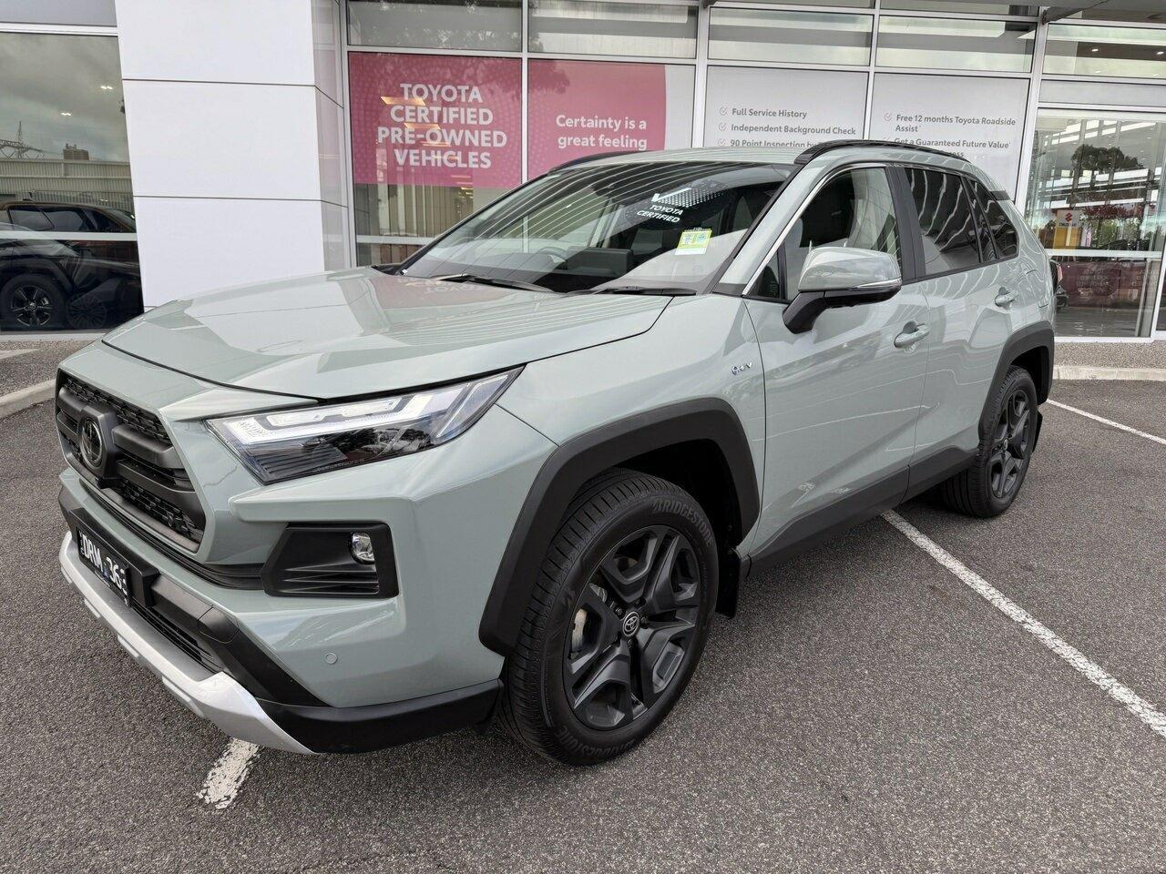 2025 Toyota RAV4 Edge AWD in Green