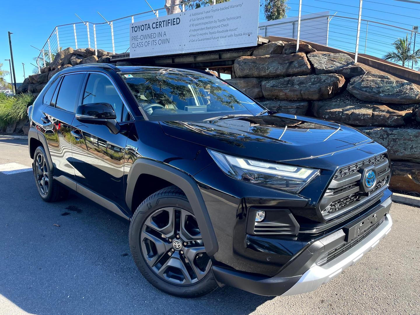 2021 Toyota RAV4 Edge AWD in Black