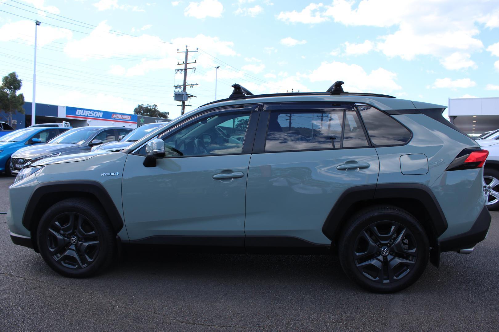 2023 Toyota RAV4 Edge AWD in Green