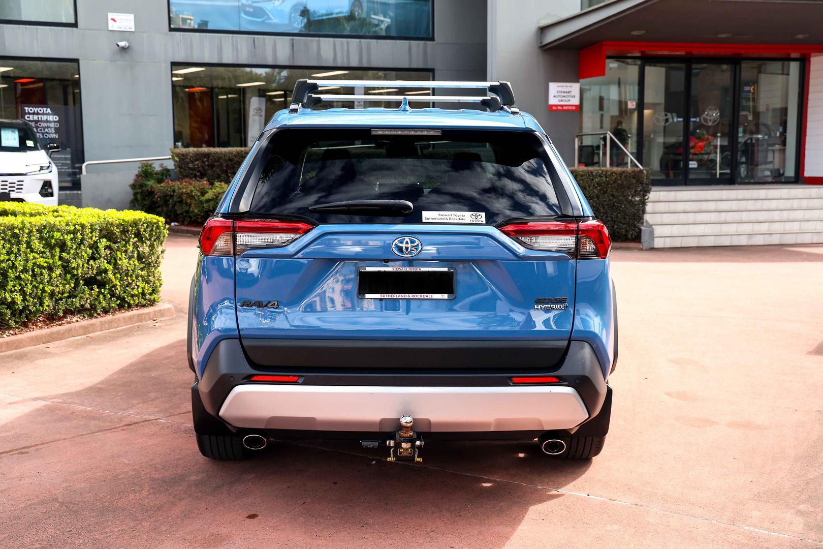 2022 Toyota RAV4 Edge AWD in Blue