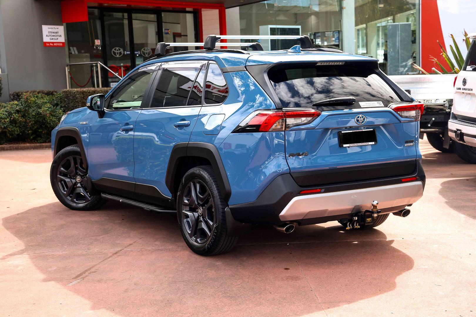 2022 Toyota RAV4 Edge AWD in Blue