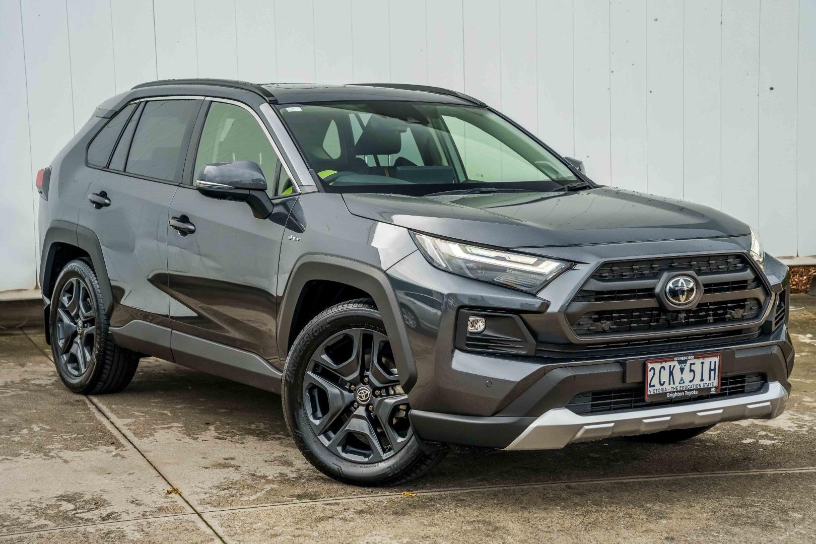 2025 Toyota RAV4 Edge AWD in Silver