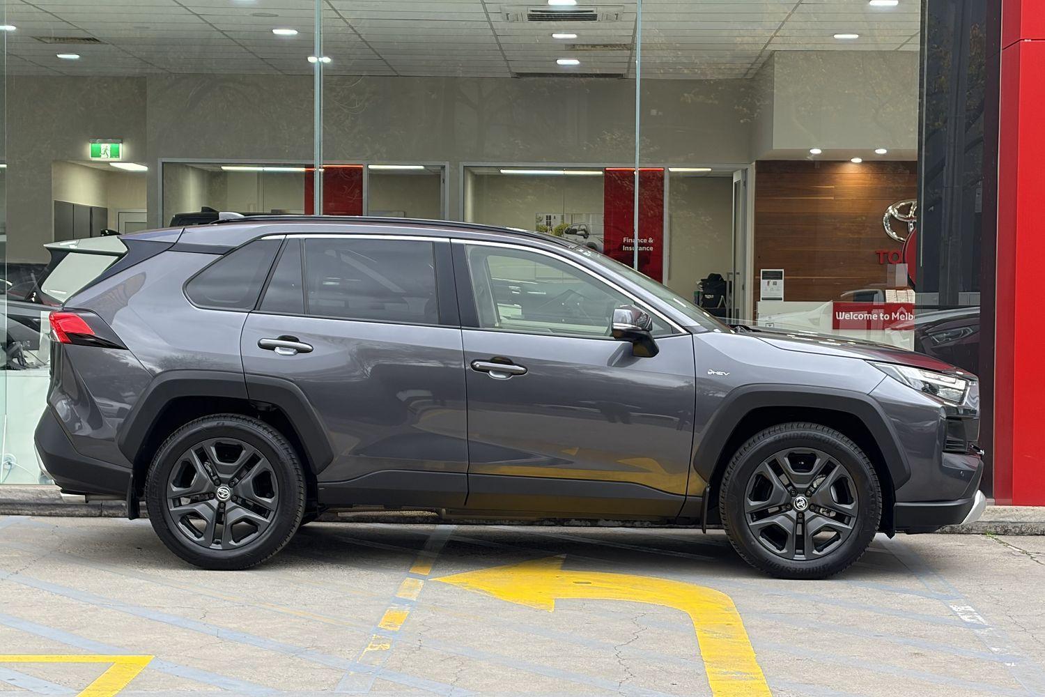 2025 Toyota RAV4 Edge in Silver