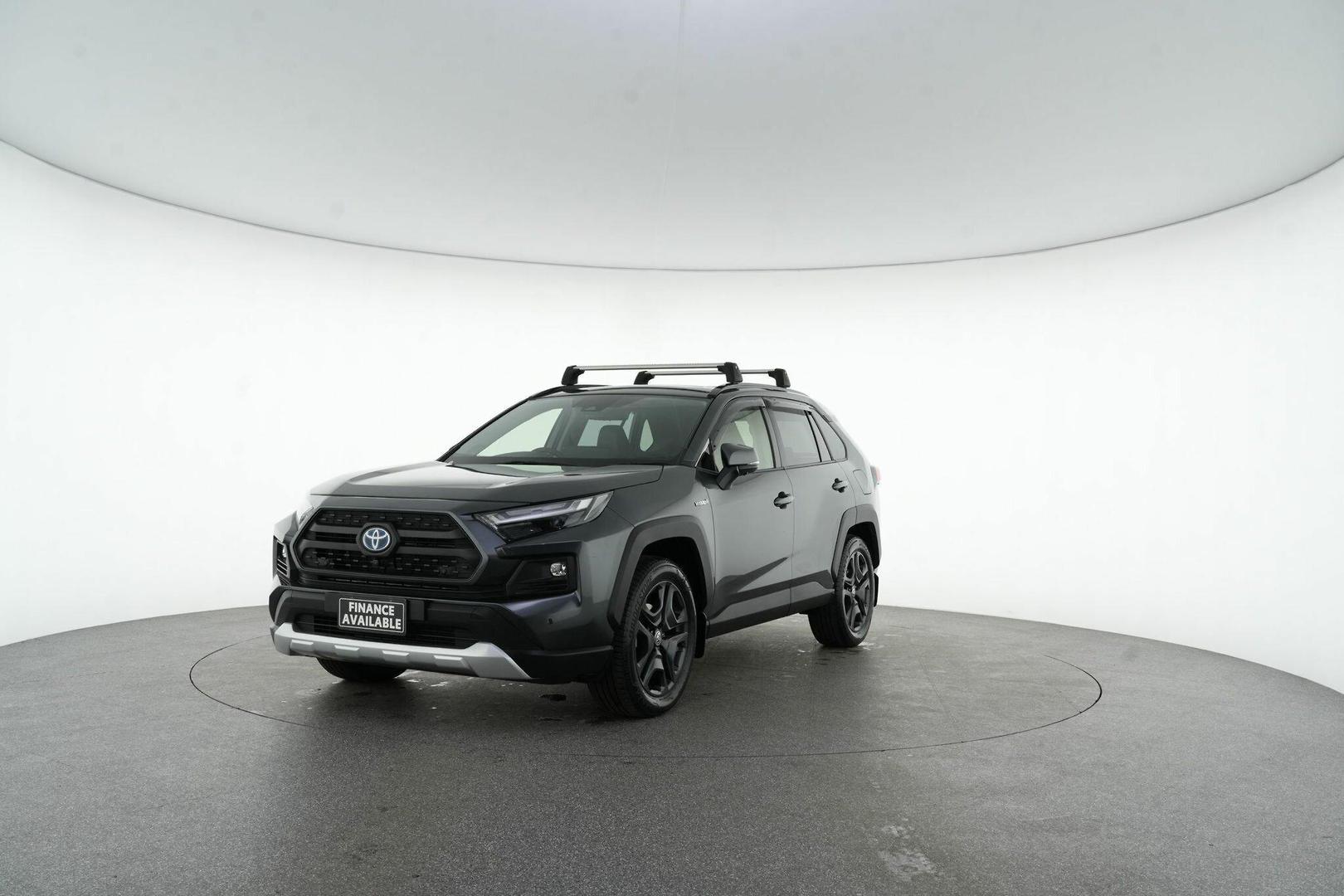 2023 Toyota RAV4 Edge in Silver