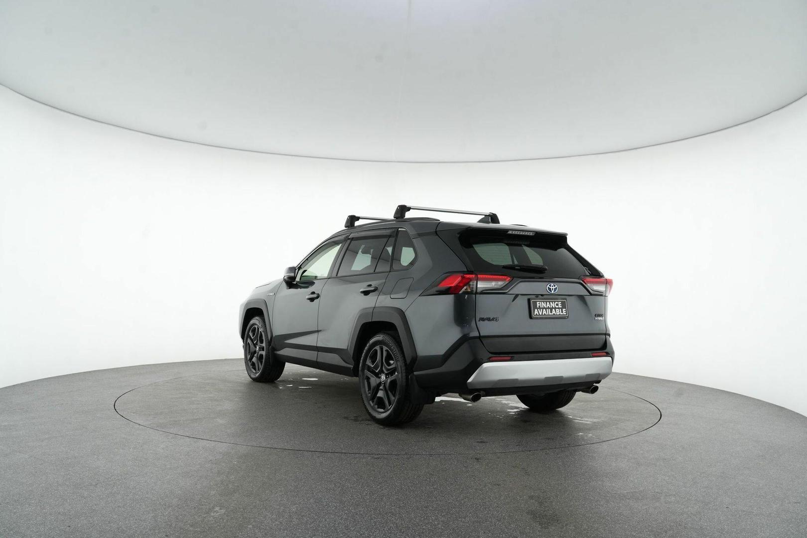 2023 Toyota RAV4 Edge in Silver